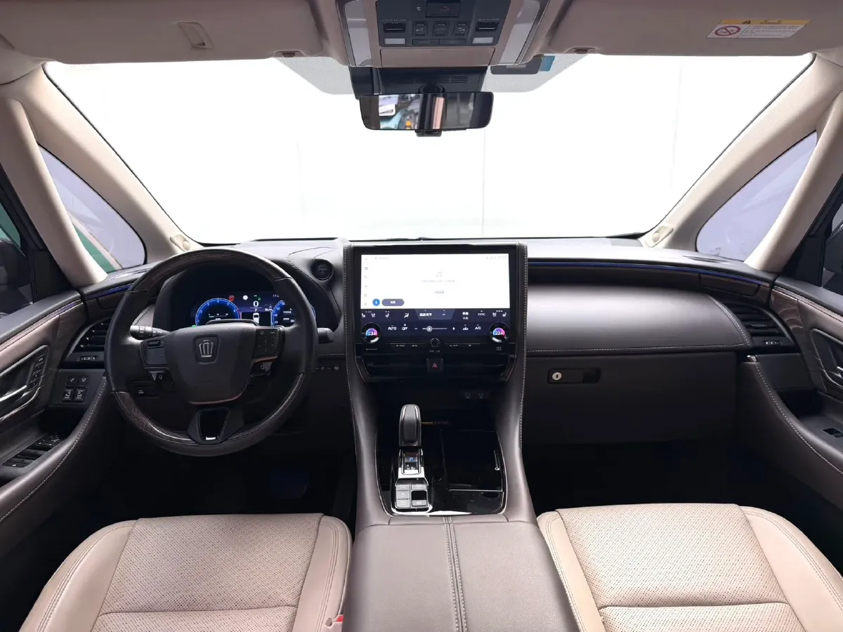 2024 Toyota Vellfire 2.5L 190HP L4 E-CVT Hybrid,autocango,china used car exporter,china ev exporter,chinese used car exporter,chinese used ev exporter