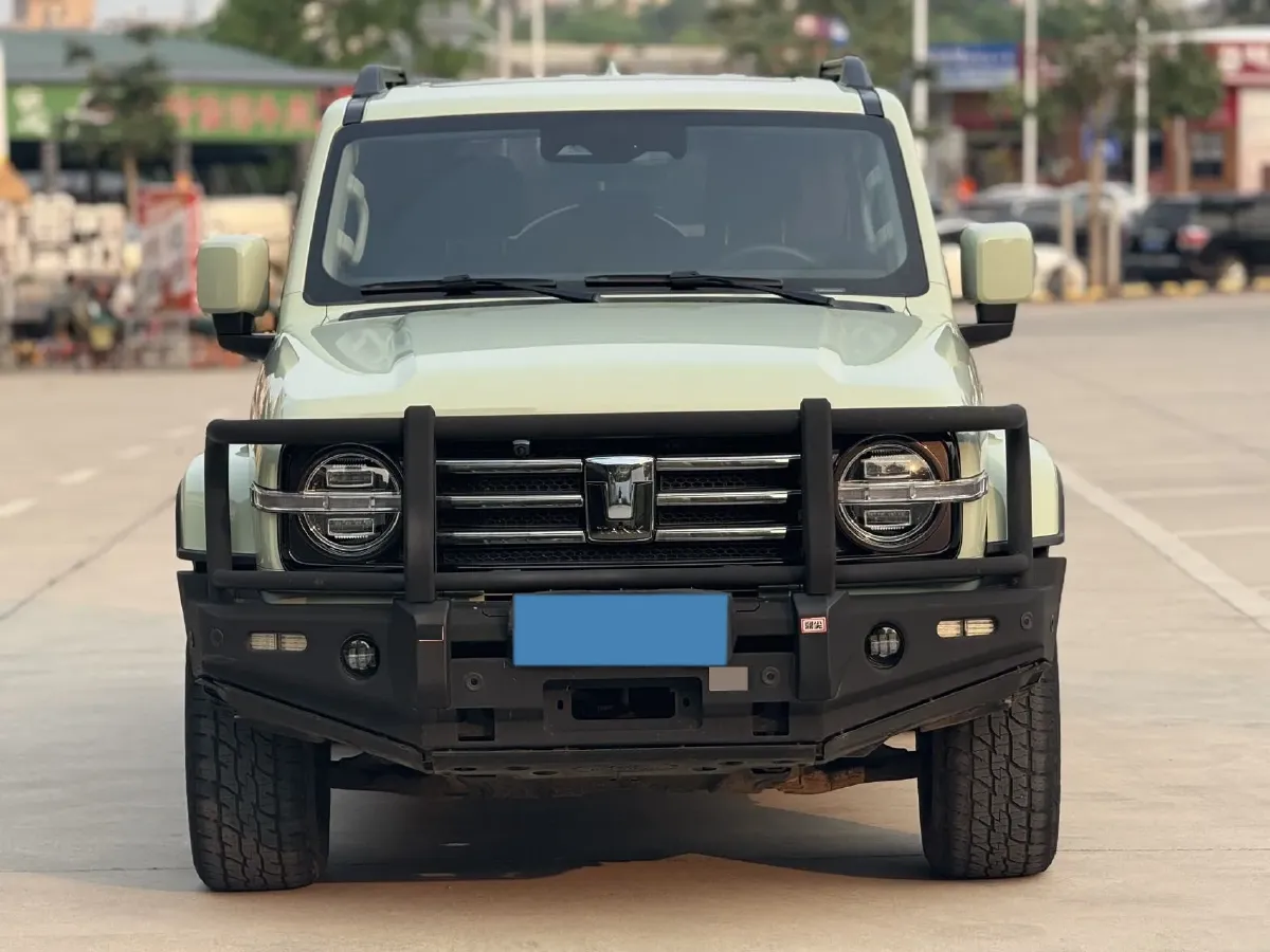 2023 Tank 300 2.0T 227HP L4 8AT,autocango,china used car exporter,china ev exporter,chinese used car exporter,chinese used ev exporter