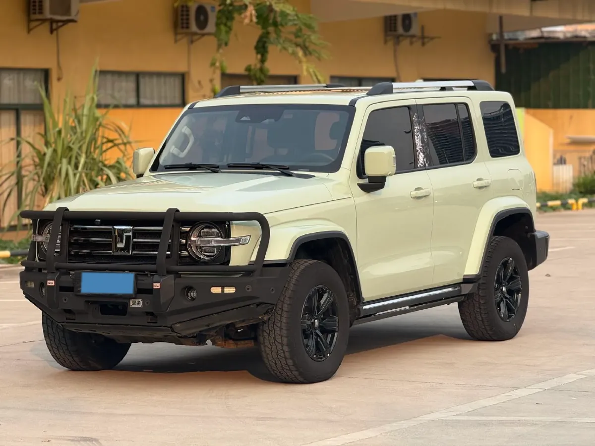 2023 Tank 300 2.0T 227HP L4 8AT,autocango,china used car exporter,china ev exporter,chinese used car exporter,chinese used ev exporter