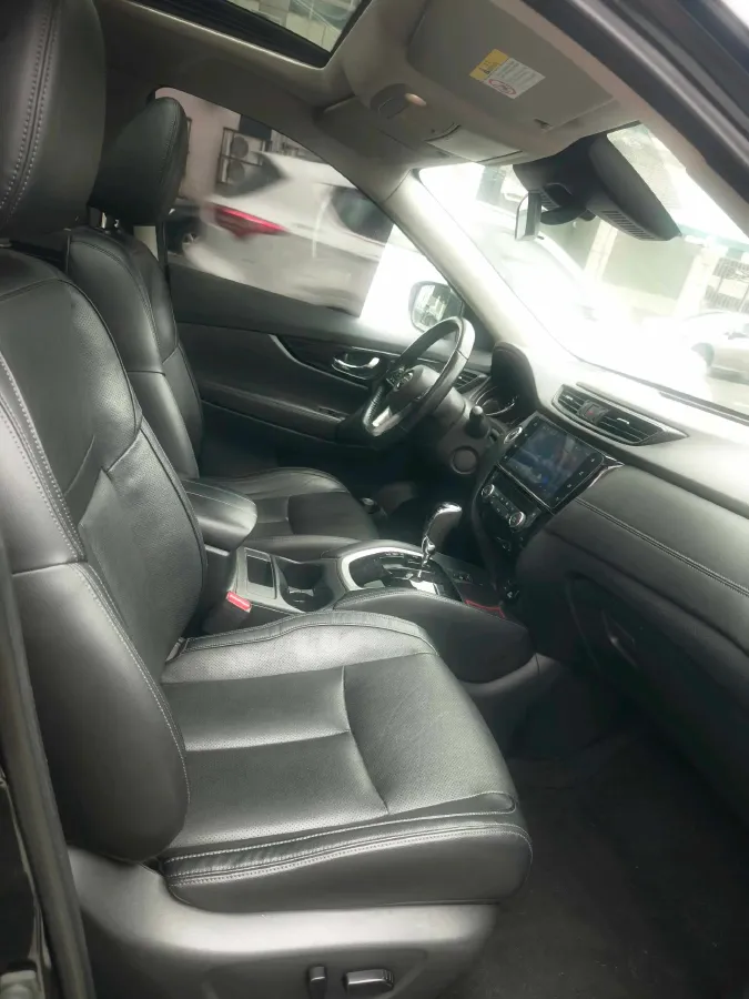 2021 Nissan X-Trail 2.0L 151HP L4 CVT,autocango,china used car exporter,china ev exporter,chinese used car exporter,chinese used ev exporter