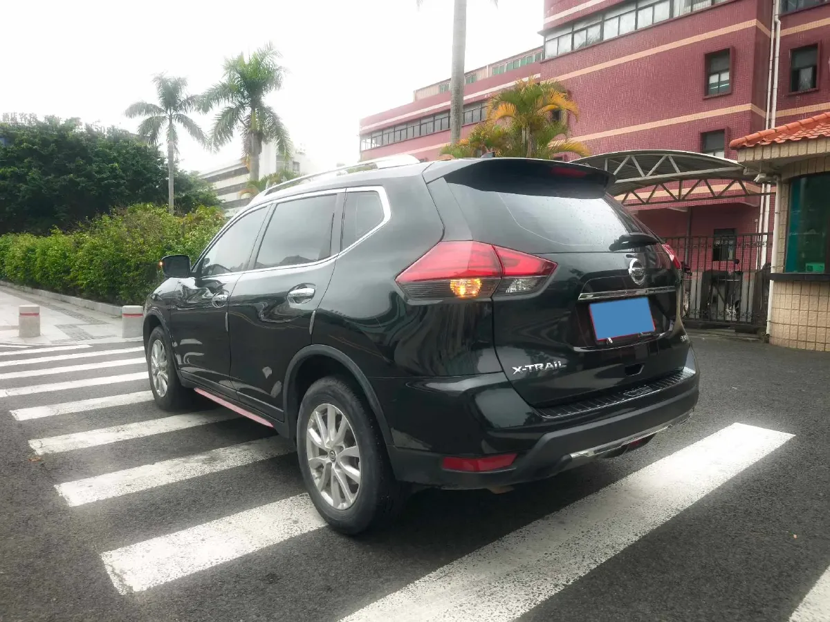 2021 Nissan X-Trail 2.0L 151HP L4 CVT,autocango,china used car exporter,china ev exporter,chinese used car exporter,chinese used ev exporter