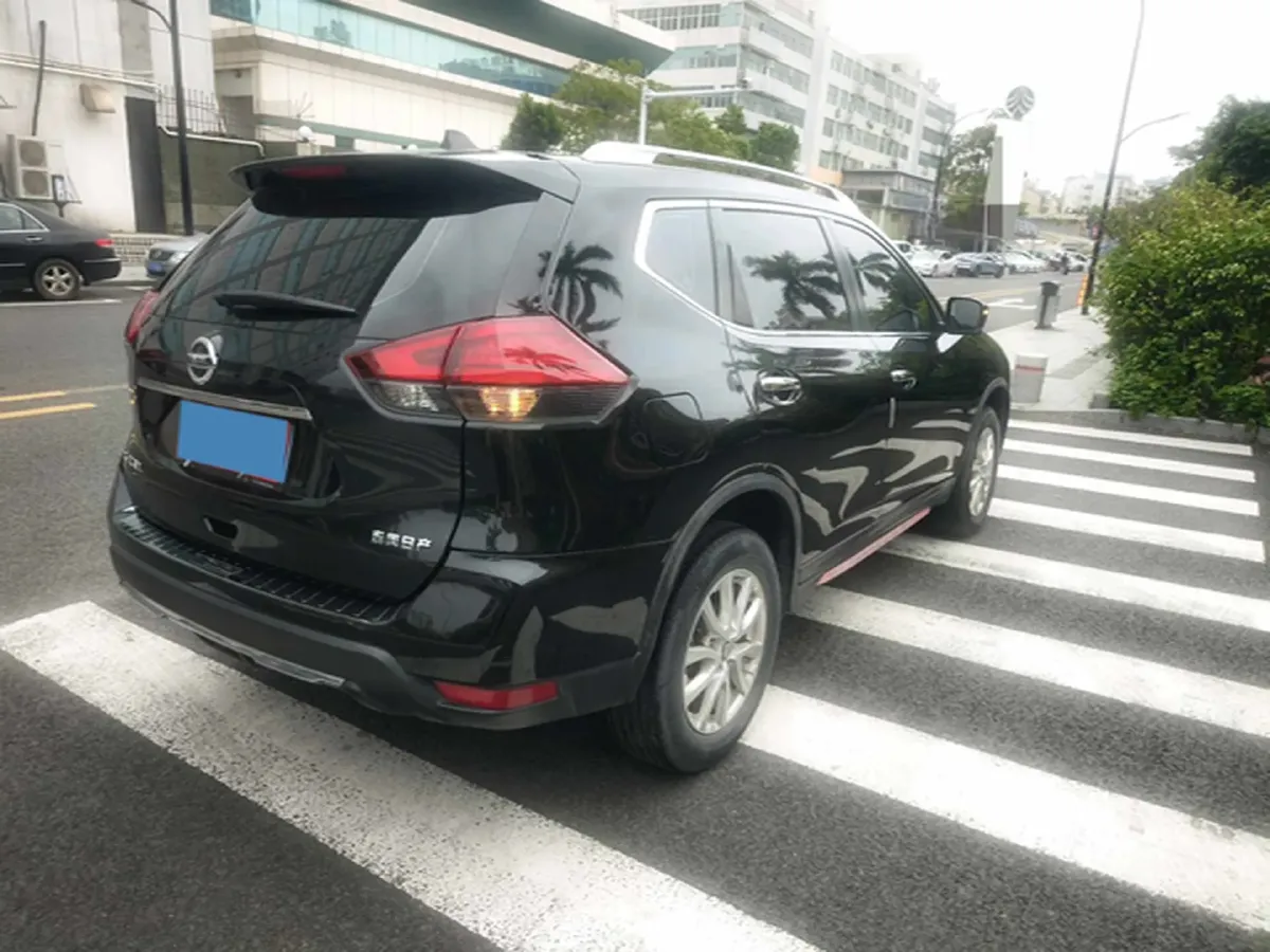 2021 Nissan X-Trail 2.0L 151HP L4 CVT,autocango,china used car exporter,china ev exporter,chinese used car exporter,chinese used ev exporter