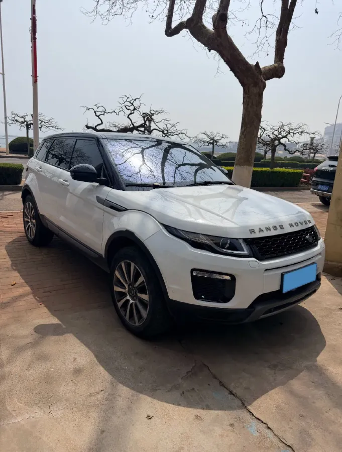 2017 Land Rover Range Rover Evoque 2.0T 241HP L4 9AT,autocango,china used car exporter,china ev exporter,chinese used car exporter,chinese used ev exporter