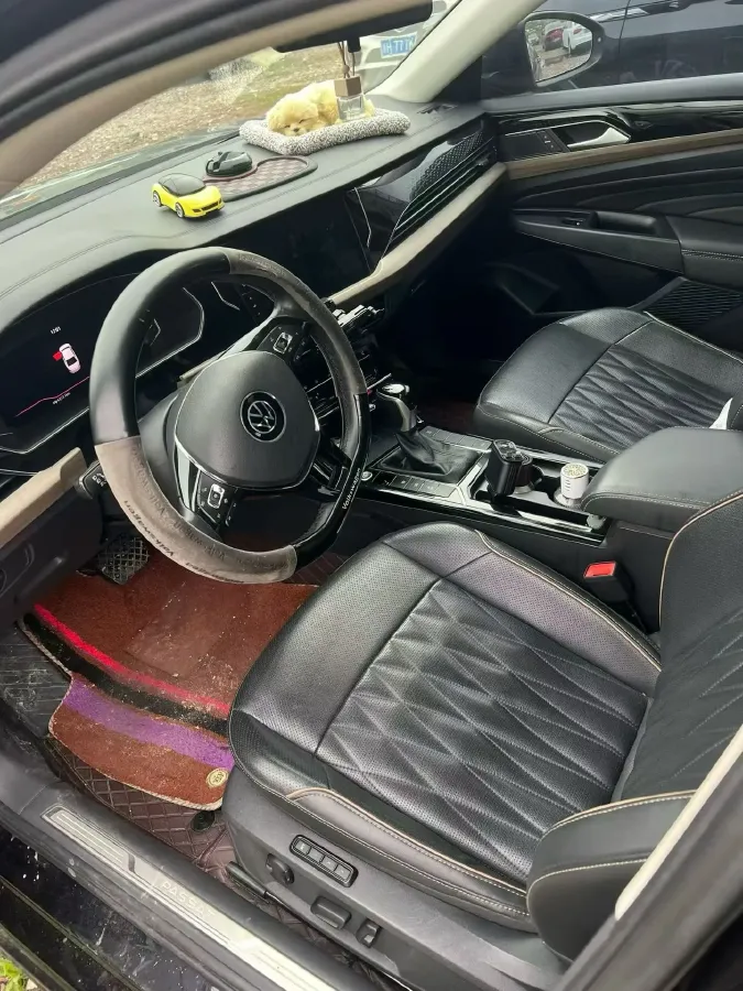 2020 Volkswagen Passat 2.0T 186HP L4 7DCT,autocango,china used car exporter,china ev exporter,chinese used car exporter,chinese used ev exporter