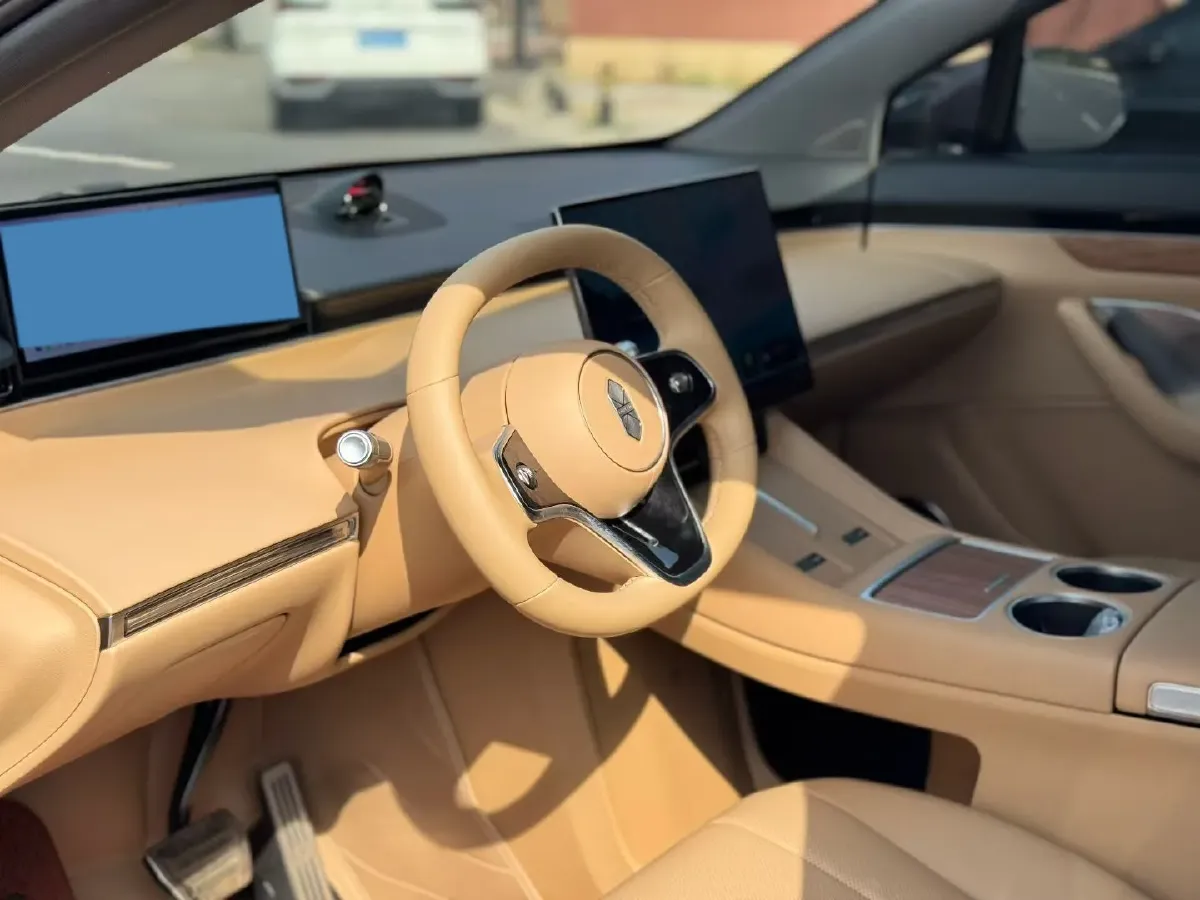 2026 Luxeed R7 REEV 156HP REEV,autocango,china used car exporter,china ev exporter,chinese used car exporter,chinese used ev exporter