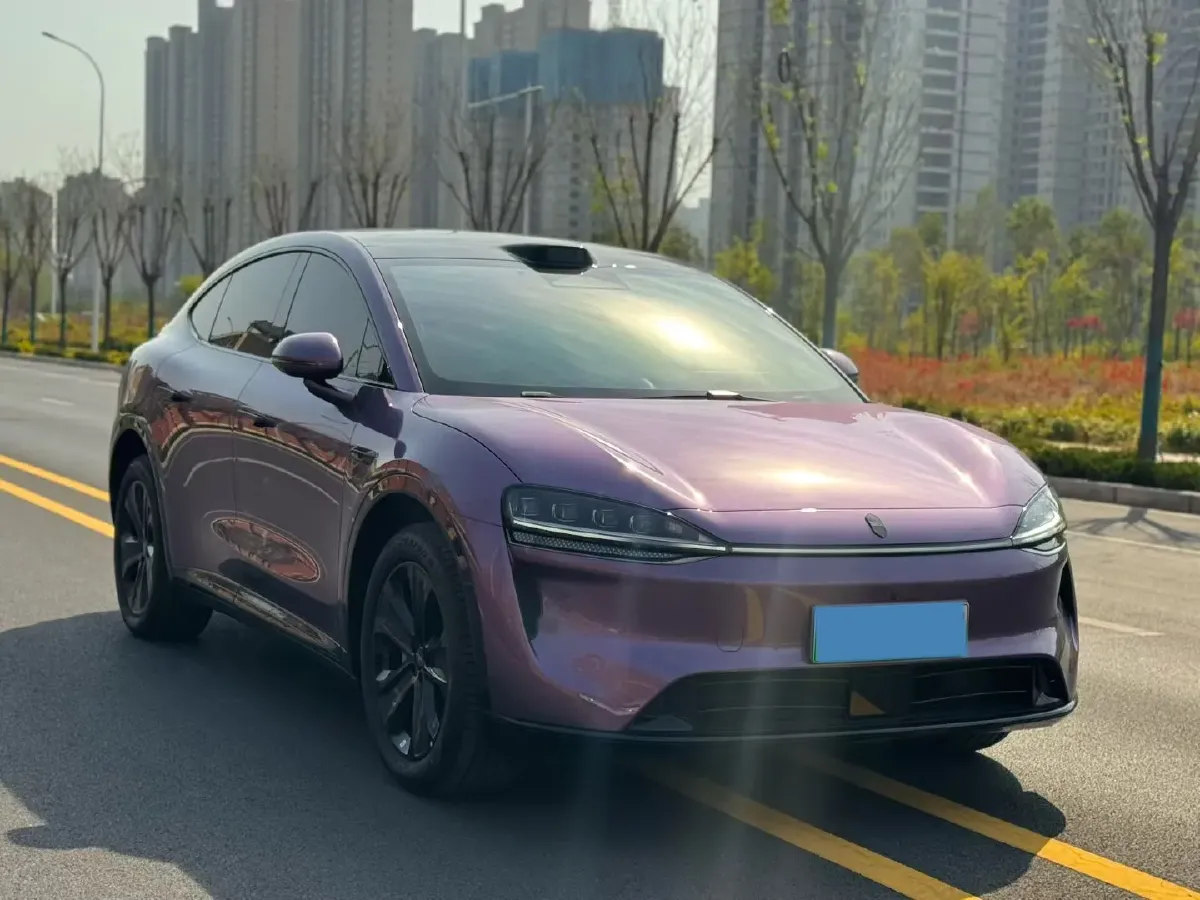 2026 Luxeed R7 REEV 156HP REEV,autocango,china used car exporter,china ev exporter,chinese used car exporter,chinese used ev exporter