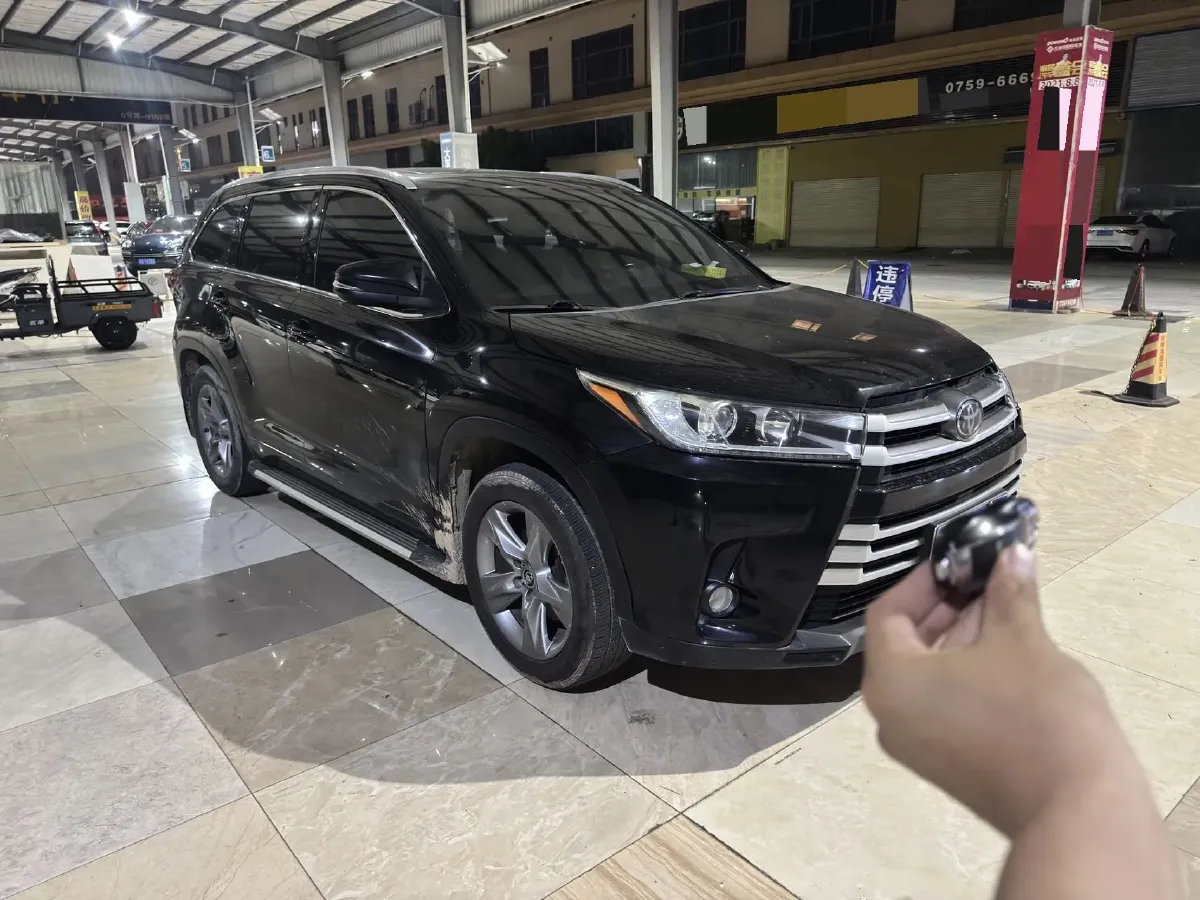 2018 Toyota Highlander 2.0T 220HP L4 6AT,autocango,china used car exporter,china ev exporter,chinese used car exporter,chinese used ev exporter