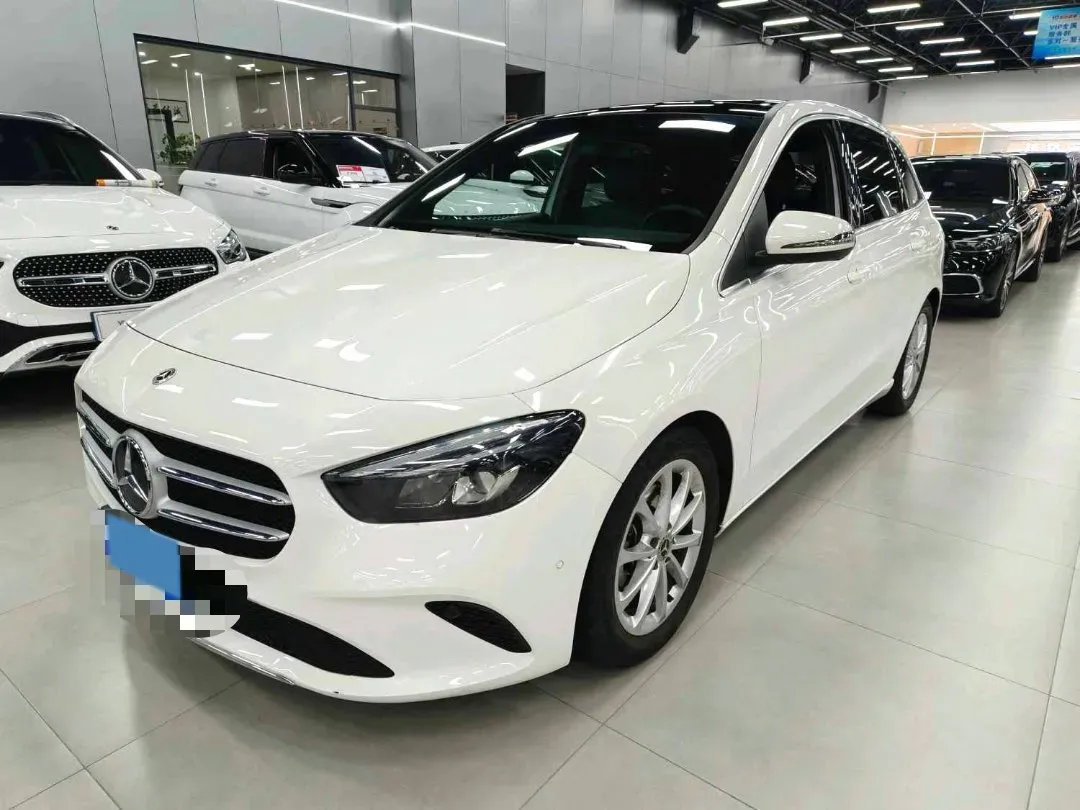 2022 Mercedes-Benz B Class 1.3T 163HP L4 7DCT,autocango,china used car exporter,china ev exporter,chinese used car exporter,chinese used ev exporter