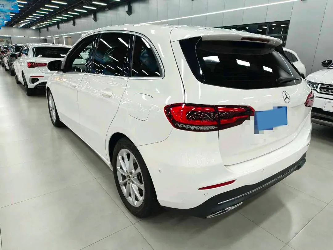2022 Mercedes-Benz B Class 1.3T 163HP L4 7DCT,autocango,china used car exporter,china ev exporter,chinese used car exporter,chinese used ev exporter