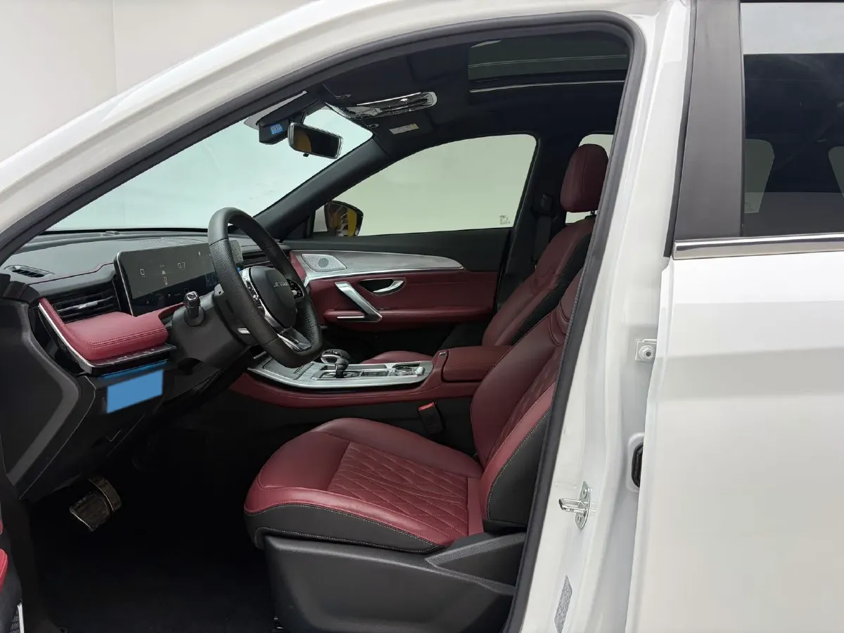 2023 Jetour X70 Plus 1.5T 156HP L4 6DCT,autocango,china used car exporter,china ev exporter,chinese used car exporter,chinese used ev exporter