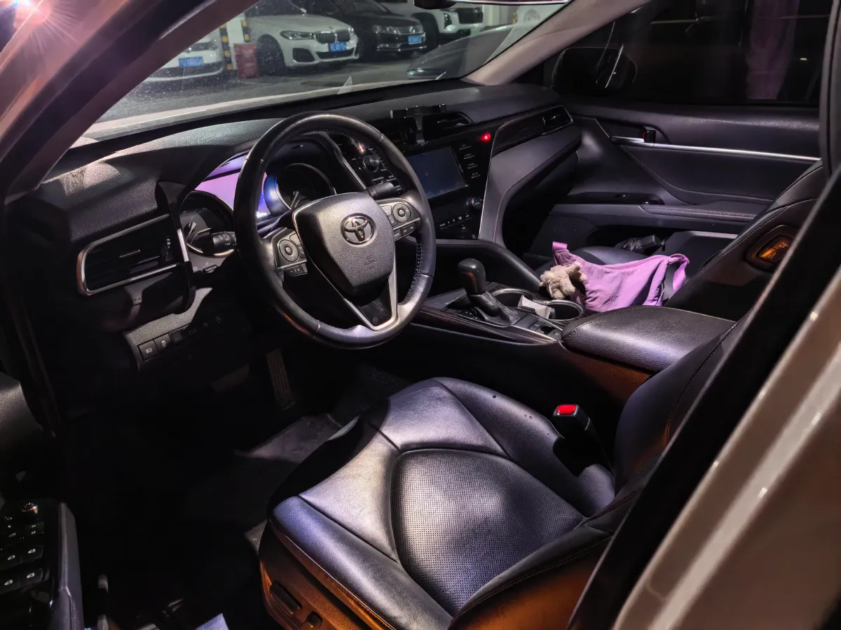 2018 Toyota Camry 2.0L 169HP L4 6AT,autocango,china used car exporter,china ev exporter,chinese used car exporter,chinese used ev exporter