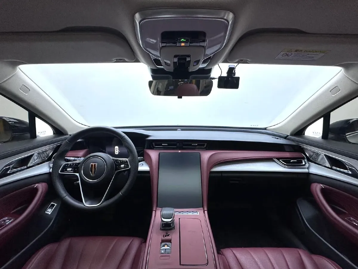 2023 HongQi H5 2.0T 224HP L4 8AT,autocango,china used car exporter,china ev exporter,chinese used car exporter,chinese used ev exporter