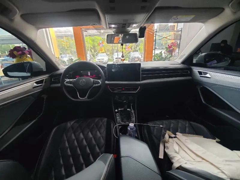 2023 Volkswagen Sagitar 1.5T 160HP L4 7DCT,autocango,china used car exporter,china ev exporter,chinese used car exporter,chinese used ev exporter