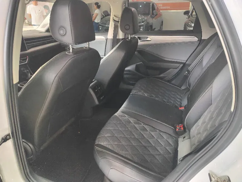 2023 Volkswagen Sagitar 1.5T 160HP L4 7DCT,autocango,china used car exporter,china ev exporter,chinese used car exporter,chinese used ev exporter