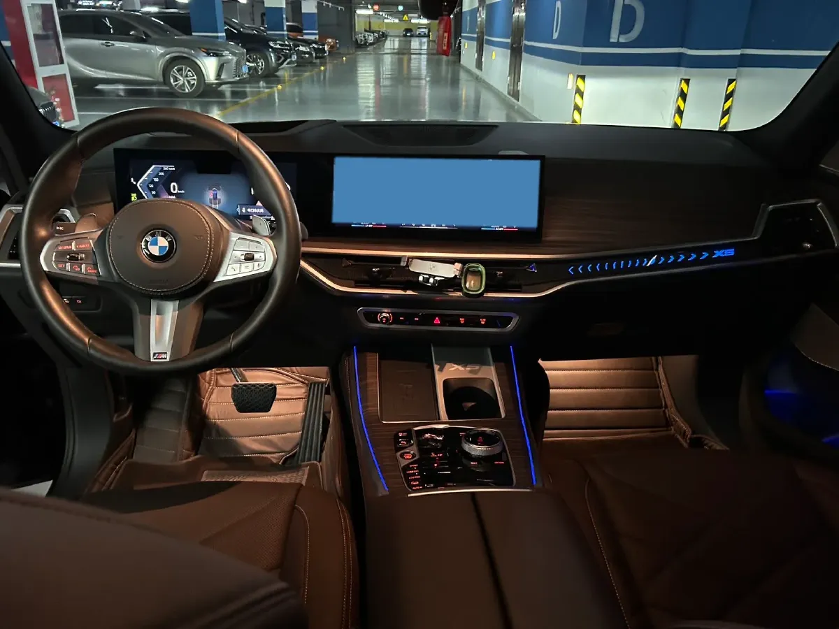 2023 BMW X5 3.0T 381HP L6 8AT,autocango,china used car exporter,china ev exporter,chinese used car exporter,chinese used ev exporter