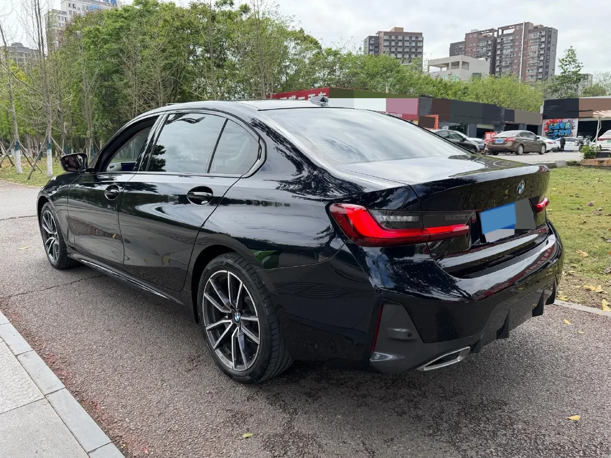 2023 BMW 3 Series 2.0T 156HP L4 8AT,autocango,china used car exporter,china ev exporter,chinese used car exporter,chinese used ev exporter