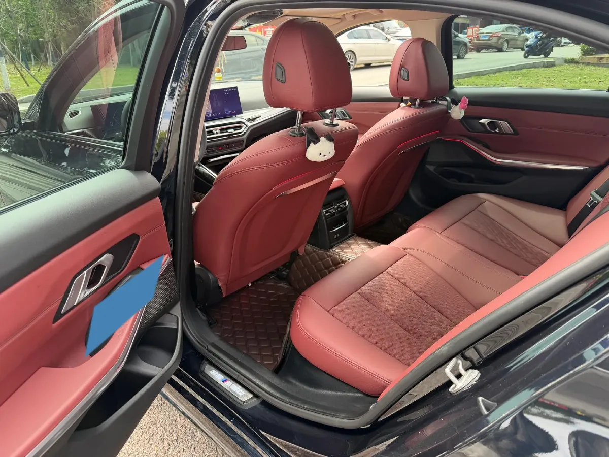 2023 BMW 3 Series 2.0T 156HP L4 8AT,autocango,china used car exporter,china ev exporter,chinese used car exporter,chinese used ev exporter