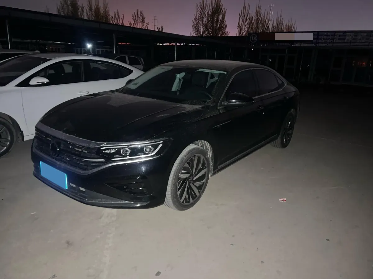2025 Volkswagen Passat 2.0T 220HP L4 7DCT,autocango,china used car exporter,china ev exporter,chinese used car exporter,chinese used ev exporter