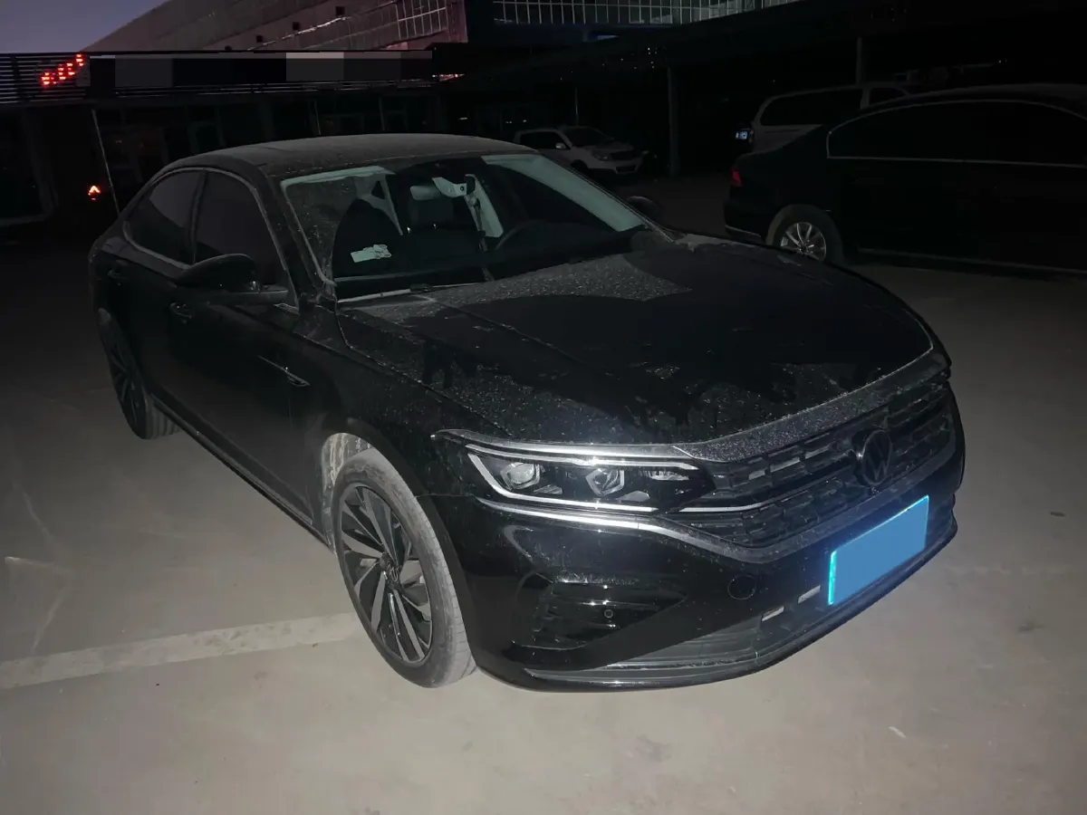 2025 Volkswagen Passat 2.0T 220HP L4 7DCT,autocango,china used car exporter,china ev exporter,chinese used car exporter,chinese used ev exporter