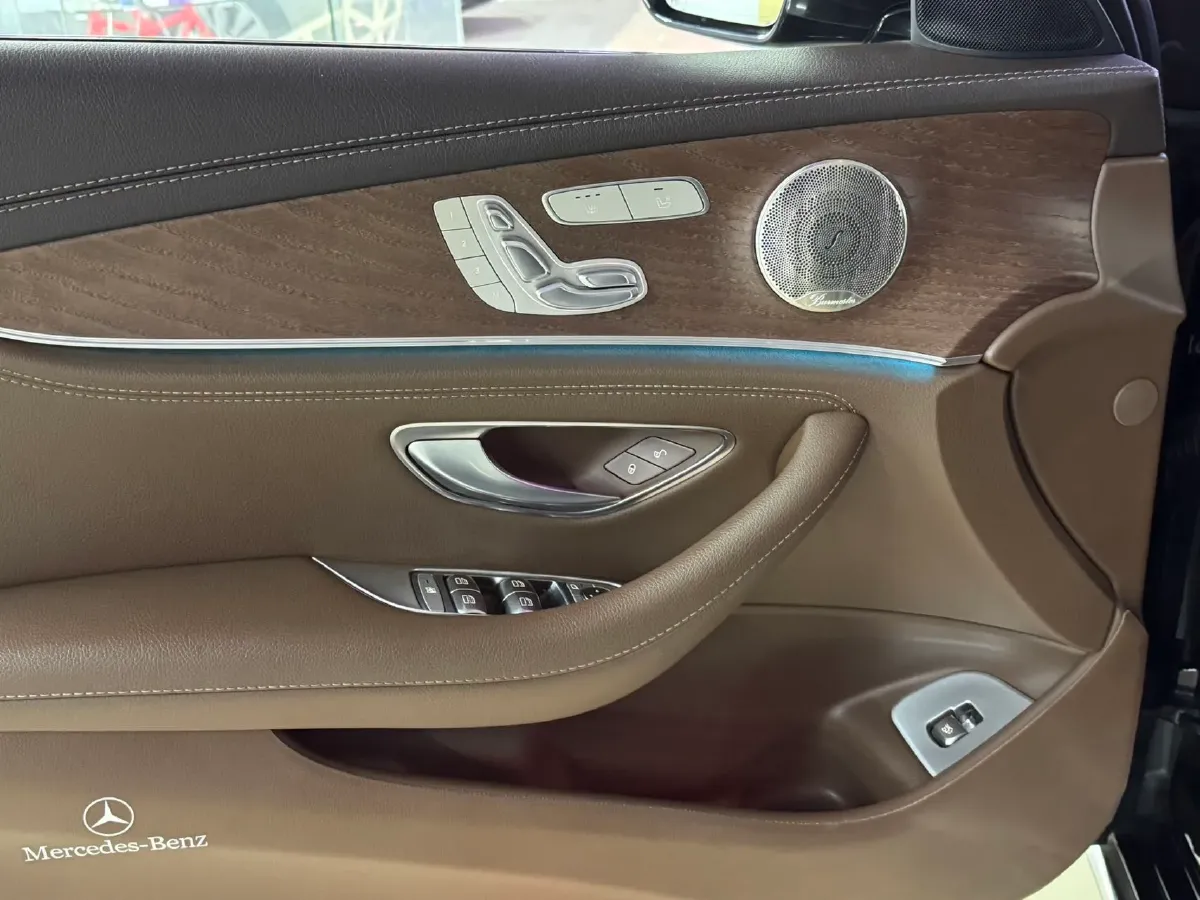 2023 Mercedes-Benz E Class 2.0T 258HP L4 9AT,autocango,china used car exporter,china ev exporter,chinese used car exporter,chinese used ev exporter