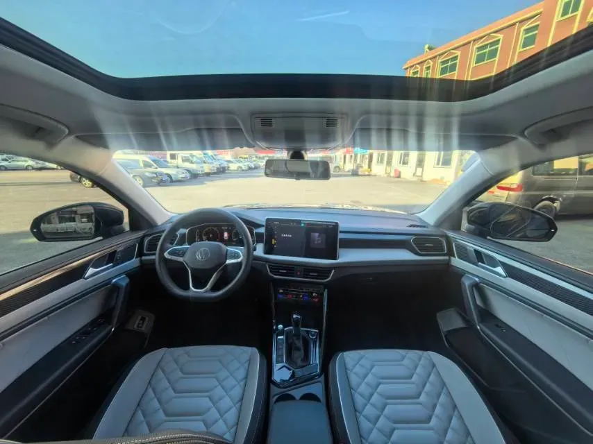 2025 Volkswagen Tayron 2.0T 186HP L4 7DCT,autocango,china used car exporter,china ev exporter,chinese used car exporter,chinese used ev exporter