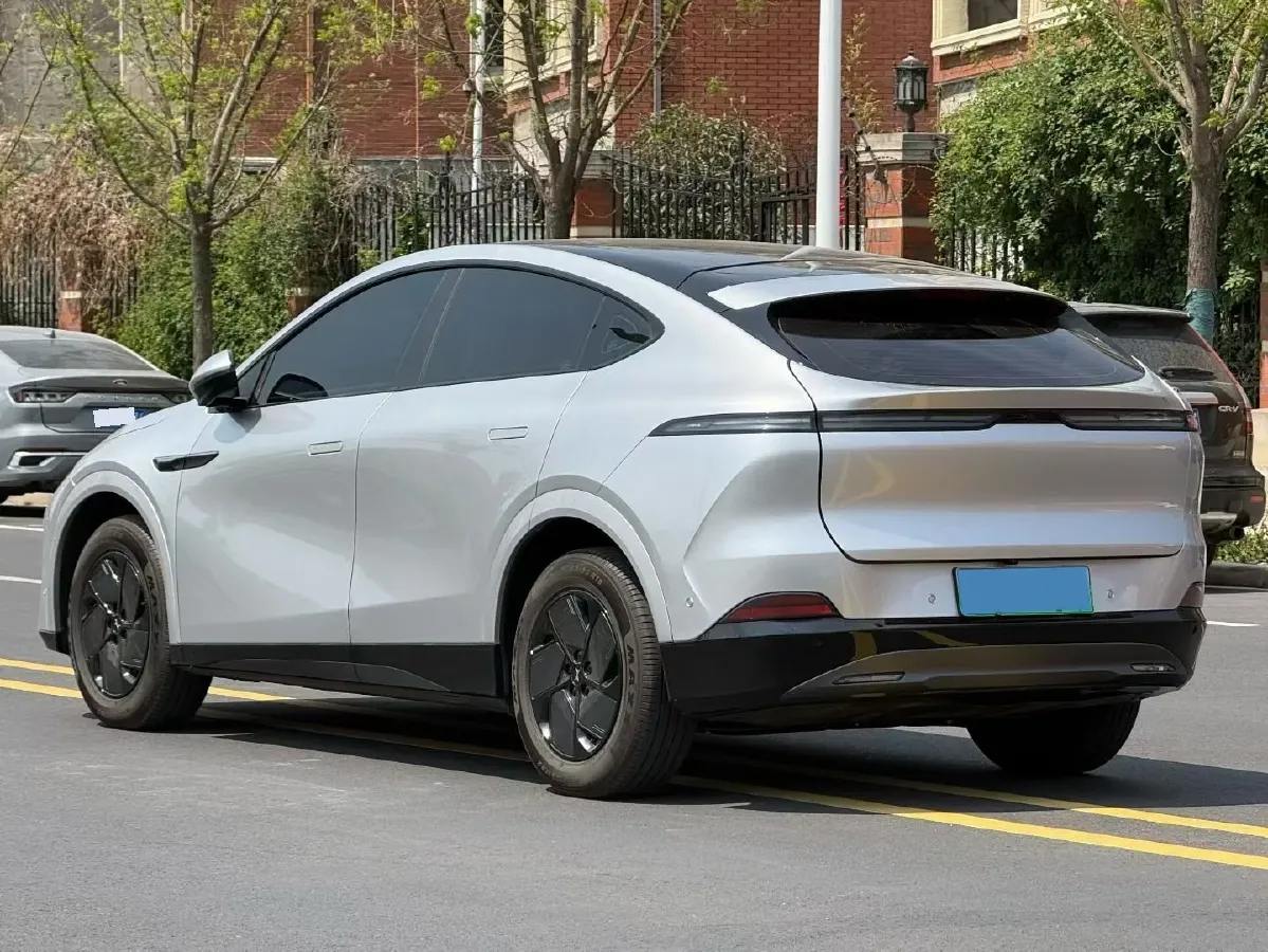 2025 Xpeng G6 BEV 68.5KWH,autocango,china used car exporter,china ev exporter,chinese used car exporter,chinese used ev exporter