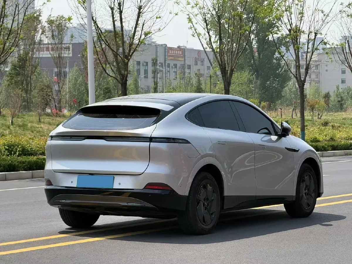 2025 Xpeng G6 BEV 68.5KWH,autocango,china used car exporter,china ev exporter,chinese used car exporter,chinese used ev exporter