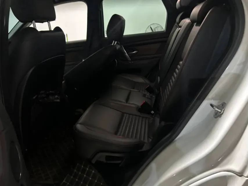 2020 Land Rover Discovery Sport 2.0T 249HP L4 9AT,autocango,china used car exporter,china ev exporter,chinese used car exporter,chinese used ev exporter