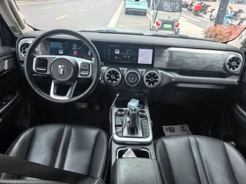 2021 Tank 300 2.0T 227HP L4 8AT,autocango,china used car exporter,china ev exporter,chinese used car exporter,chinese used ev exporter