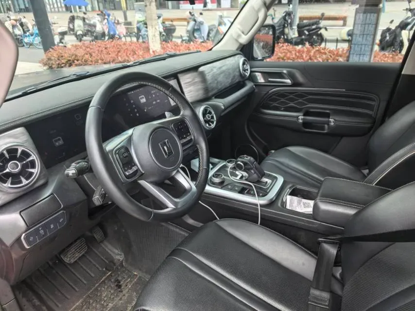 2021 Tank 300 2.0T 227HP L4 8AT,autocango,china used car exporter,china ev exporter,chinese used car exporter,chinese used ev exporter