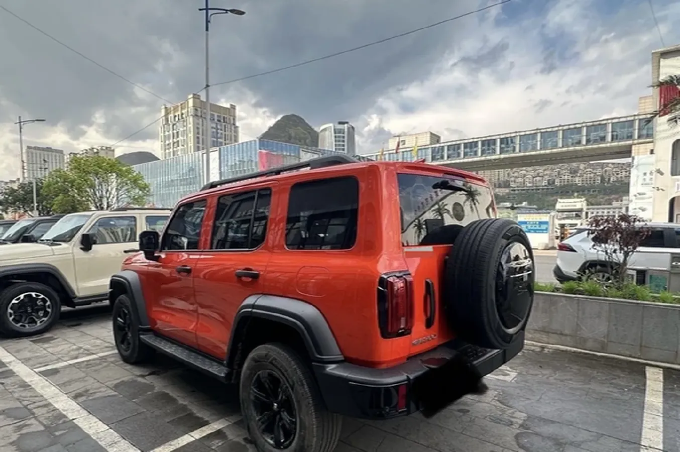 2023 Tank 300 2.0T 227HP L4 8AT,autocango,china used car exporter,china ev exporter,chinese used car exporter,chinese used ev exporter