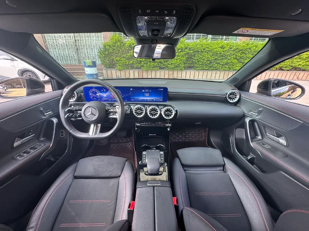 2024 Mercedes-Benz A Class 1.3T 163HP L4 7DCT,autocango,china used car exporter,china ev exporter,chinese used car exporter,chinese used ev exporter