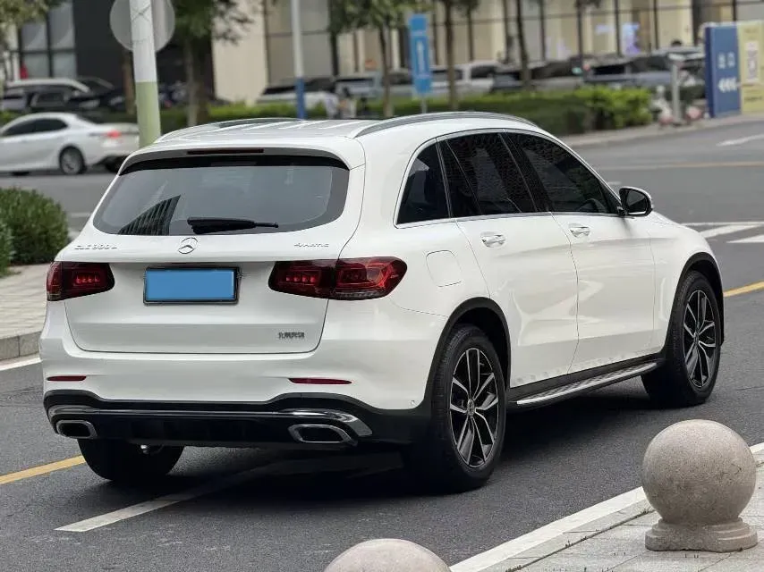2020 Mercedes-Benz GLC Class 2.0T 258HP L4 9AT,autocango,china used car exporter,china ev exporter,chinese used car exporter,chinese used ev exporter