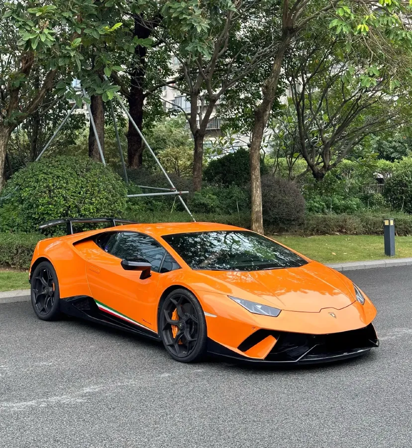 2017 Lamborghini Huracán 5.2L 640HP V10 7DCT,autocango,china used car exporter,china ev exporter,chinese used car exporter,chinese used ev exporter