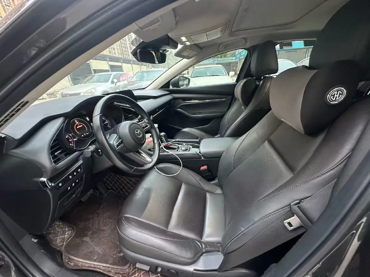 2022 Mazda 3 Axela 2.0L 158HP L4 6AT,autocango,china used car exporter,china ev exporter,chinese used car exporter,chinese used ev exporter