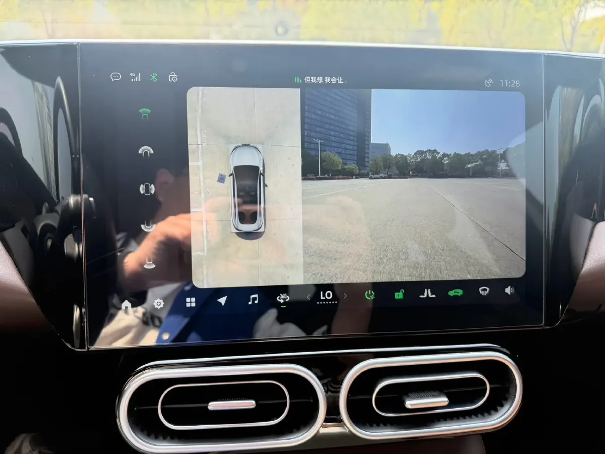 2023 Leapmotor C01 1.5L 95HP L4 REEV 30.1KWH,autocango,china used car exporter,china ev exporter,chinese used car exporter,chinese used ev exporter