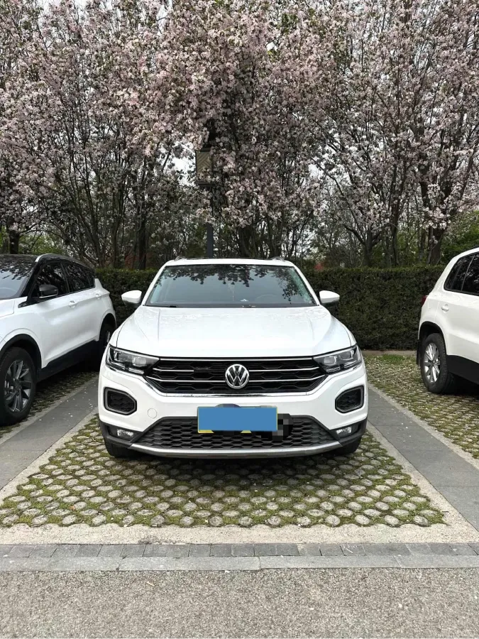 2020 Volkswagen T-Roc 1.4T 150HP L4 7DCT,autocango,china used car exporter,china ev exporter,chinese used car exporter,chinese used ev exporter