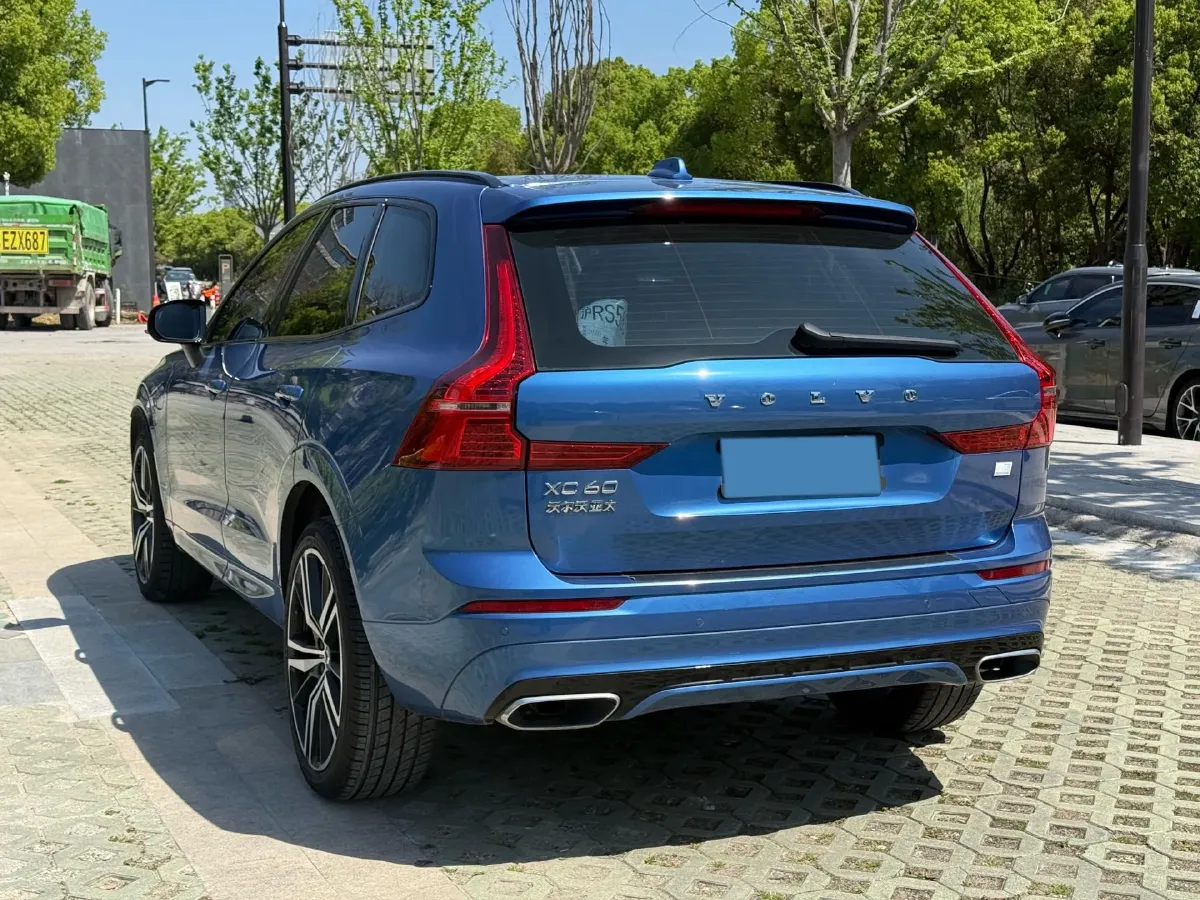 2021 Volvo XC60 PHEV 2.0T 303HP L4 8AT PHEV 11.6KWH,autocango,china used car exporter,china ev exporter,chinese used car exporter,chinese used ev exporter