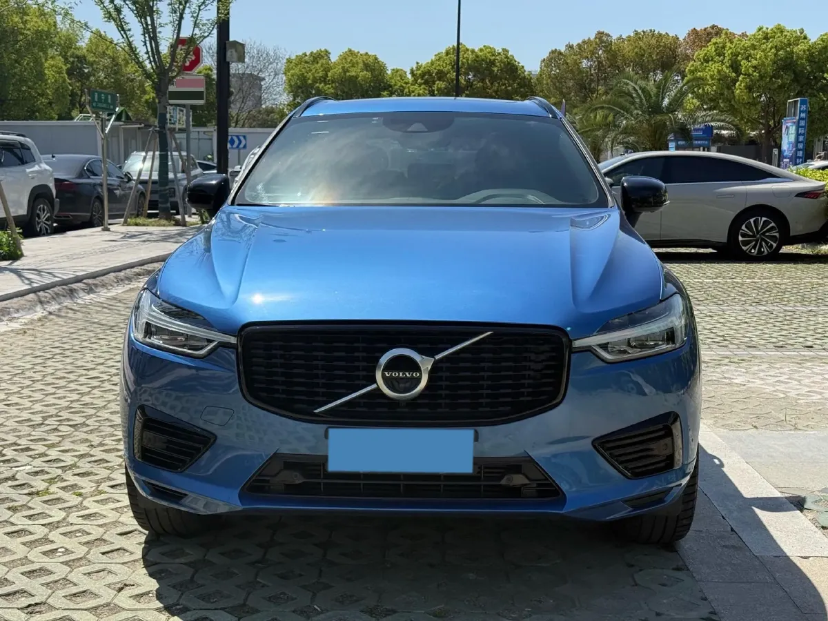 2021 Volvo XC60 PHEV 2.0T 303HP L4 8AT PHEV 11.6KWH,autocango,china used car exporter,china ev exporter,chinese used car exporter,chinese used ev exporter