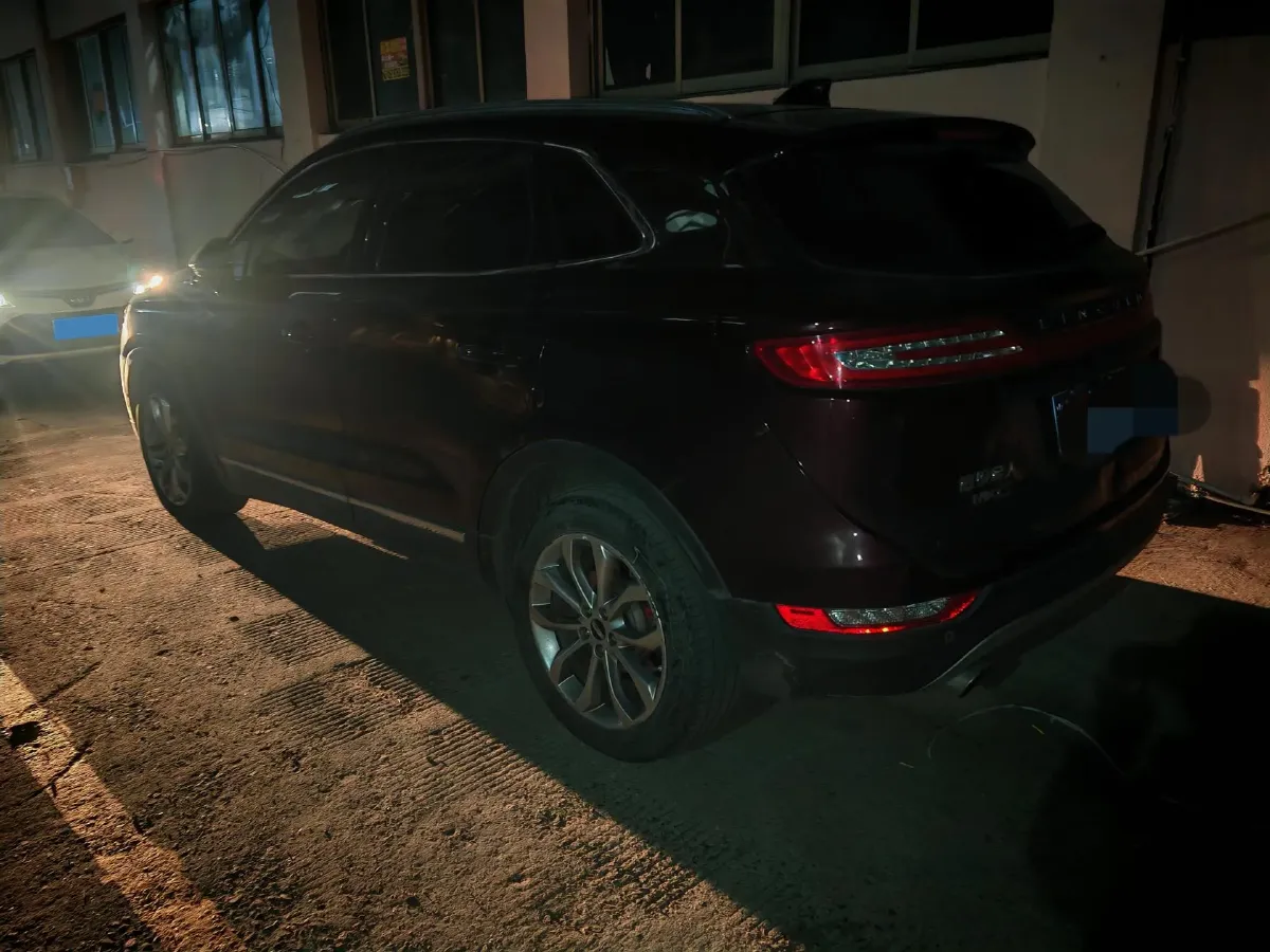 2018 Lincoln MKC 2.0T 203HP L4 6AT,autocango,china used car exporter,china ev exporter,chinese used car exporter,chinese used ev exporter