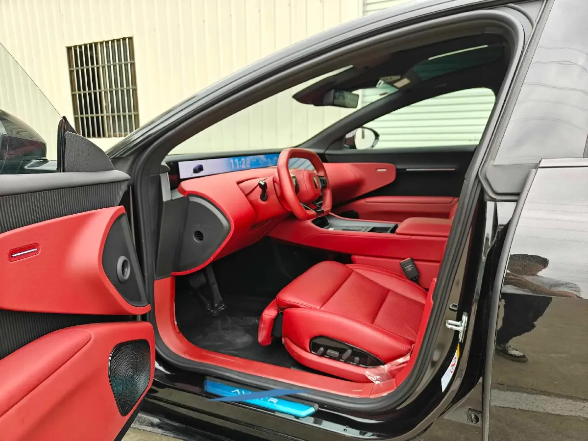 2025 Avatr 12 BEV 94.53KWH,autocango,china used car exporter,china ev exporter,chinese used car exporter,chinese used ev exporter