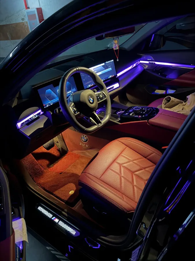 2024 BMW 5 Series 2.0T 258HP L4 8AT,autocango,china used car exporter,china ev exporter,chinese used car exporter,chinese used ev exporter