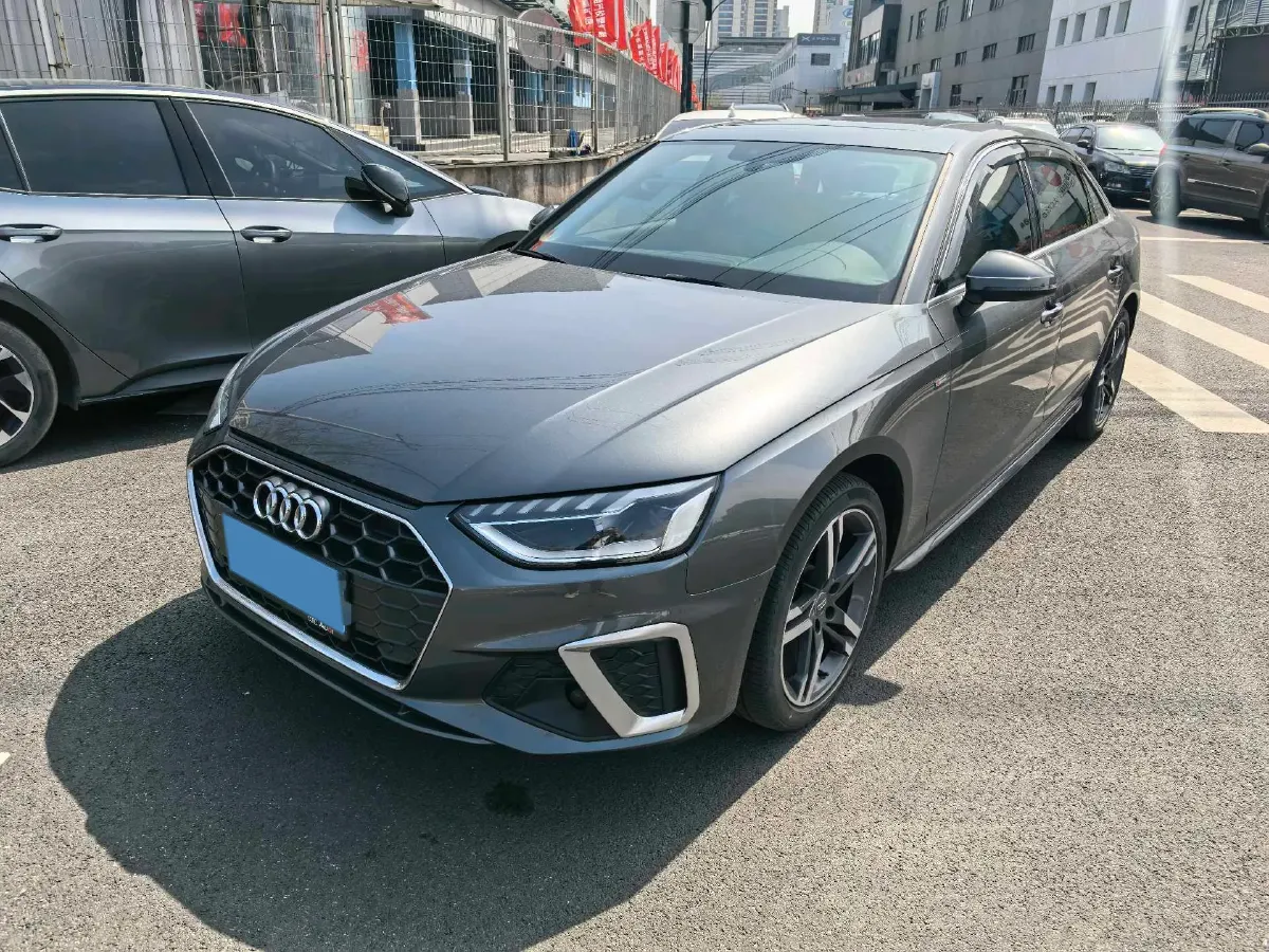 2020 Audi A4L 2.0T 190HP L4 7DCT,autocango,china used car exporter,china ev exporter,chinese used car exporter,chinese used ev exporter