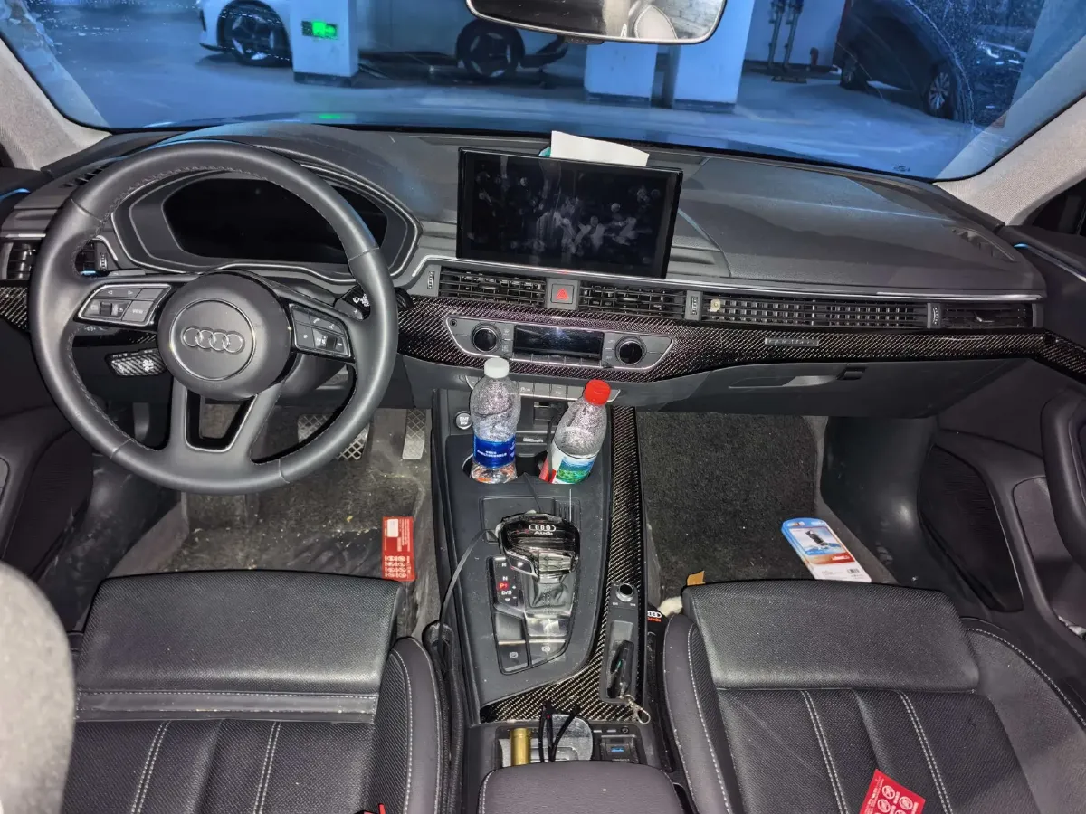 2023 Audi A4L 2.0T 190HP L4 7DCT,autocango,china used car exporter,china ev exporter,chinese used car exporter,chinese used ev exporter