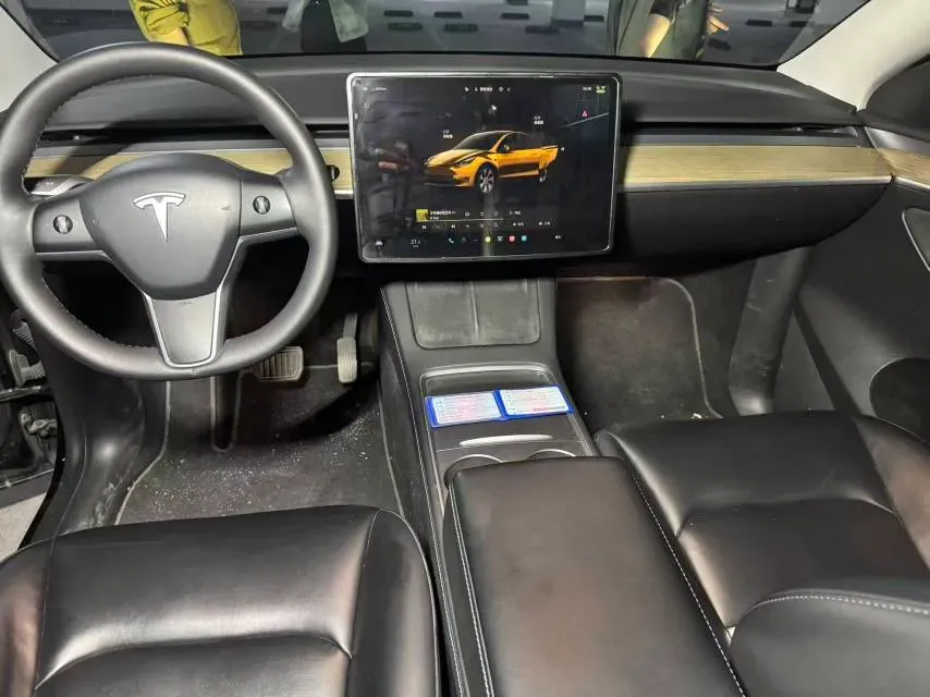 2022 Tesla Model Y BEV 60KWH,autocango,china used car exporter,china ev exporter,chinese used car exporter,chinese used ev exporter