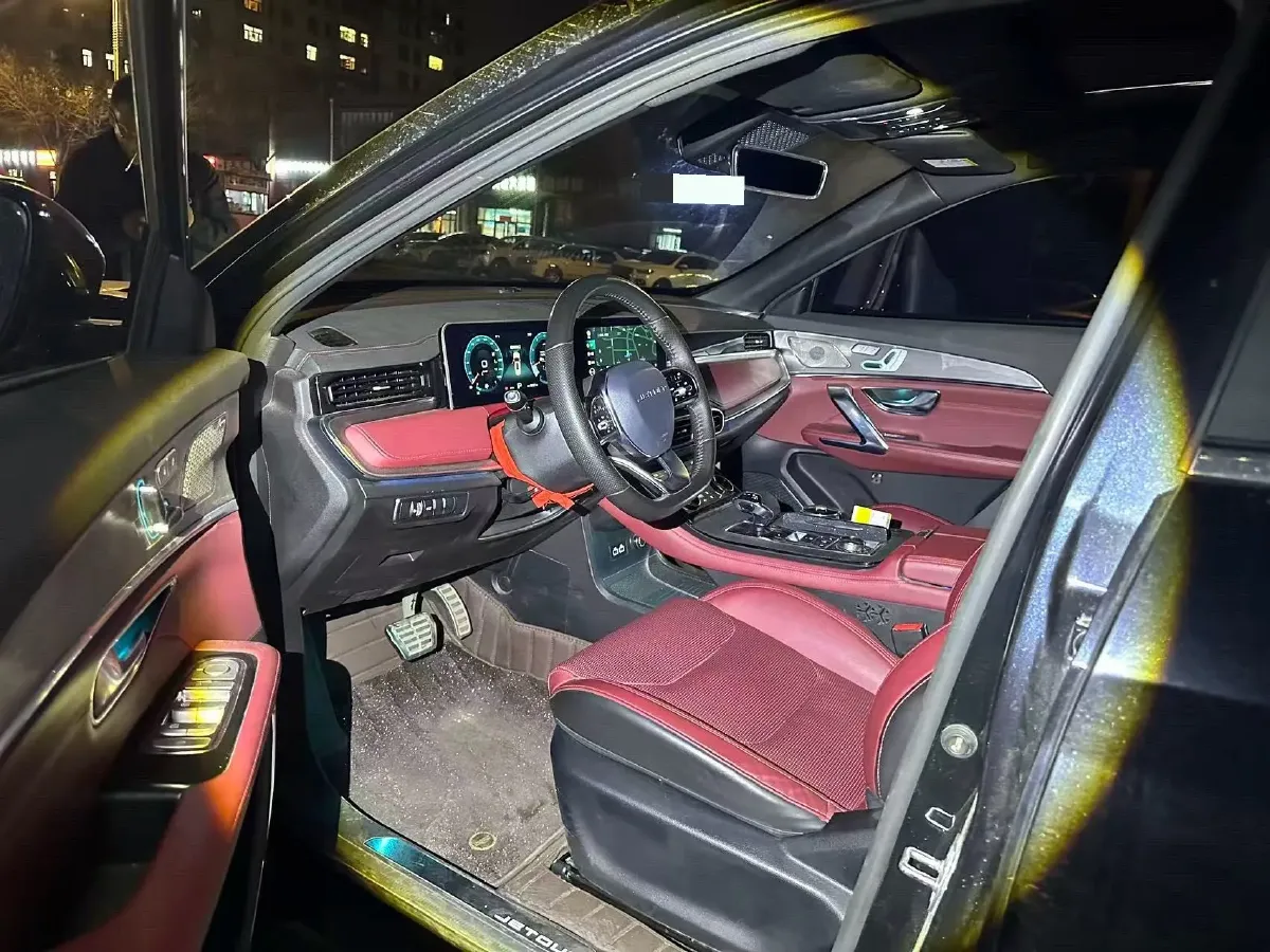 2021 Chery Tiggo 8 Plus 1.6T 197HP L4 7DCT,autocango,china used car exporter,china ev exporter,chinese used car exporter,chinese used ev exporter