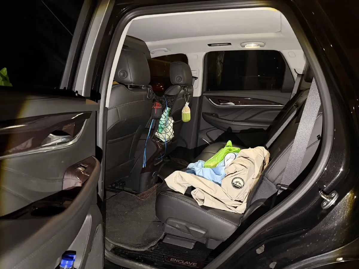 2022 Buick Enclave 2.0T 237HP L4 9AT,autocango,china used car exporter,china ev exporter,chinese used car exporter,chinese used ev exporter