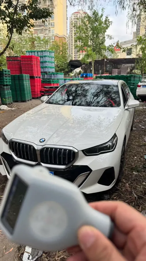 2024 BMW 5 Series 2.0T 190HP L4 8AT,autocango,china used car exporter,china ev exporter,chinese used car exporter,chinese used ev exporter