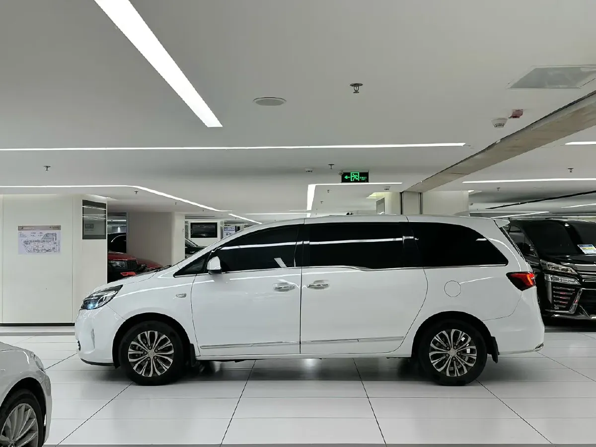 2021 Buick GL8 2.0T 237HP L4 9AT,autocango,china used car exporter,china ev exporter,chinese used car exporter,chinese used ev exporter