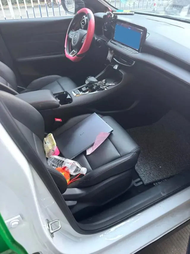 2025 MG 5 1.5T 181HP L4 7DCT,autocango,china used car exporter,china ev exporter,chinese used car exporter,chinese used ev exporter